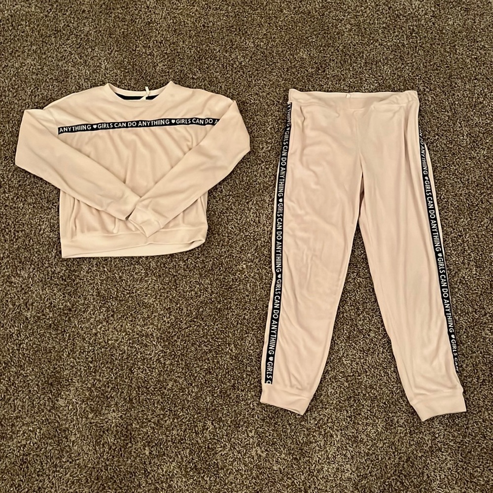 Velvet pink set